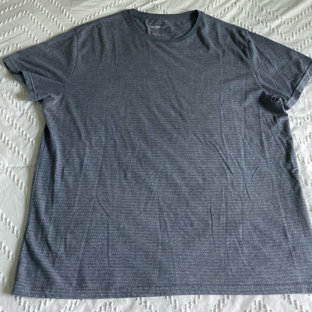 ✨5 for $15✨ Men’s Gap T-Shirt